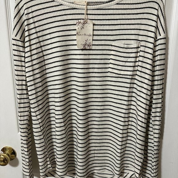 Hem & Thread Striped Top Lace Back Medium NWT - Picture 2 of 5
